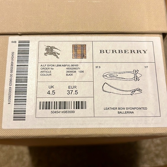 Authentic Burberry Flats - Picture 6 of 6